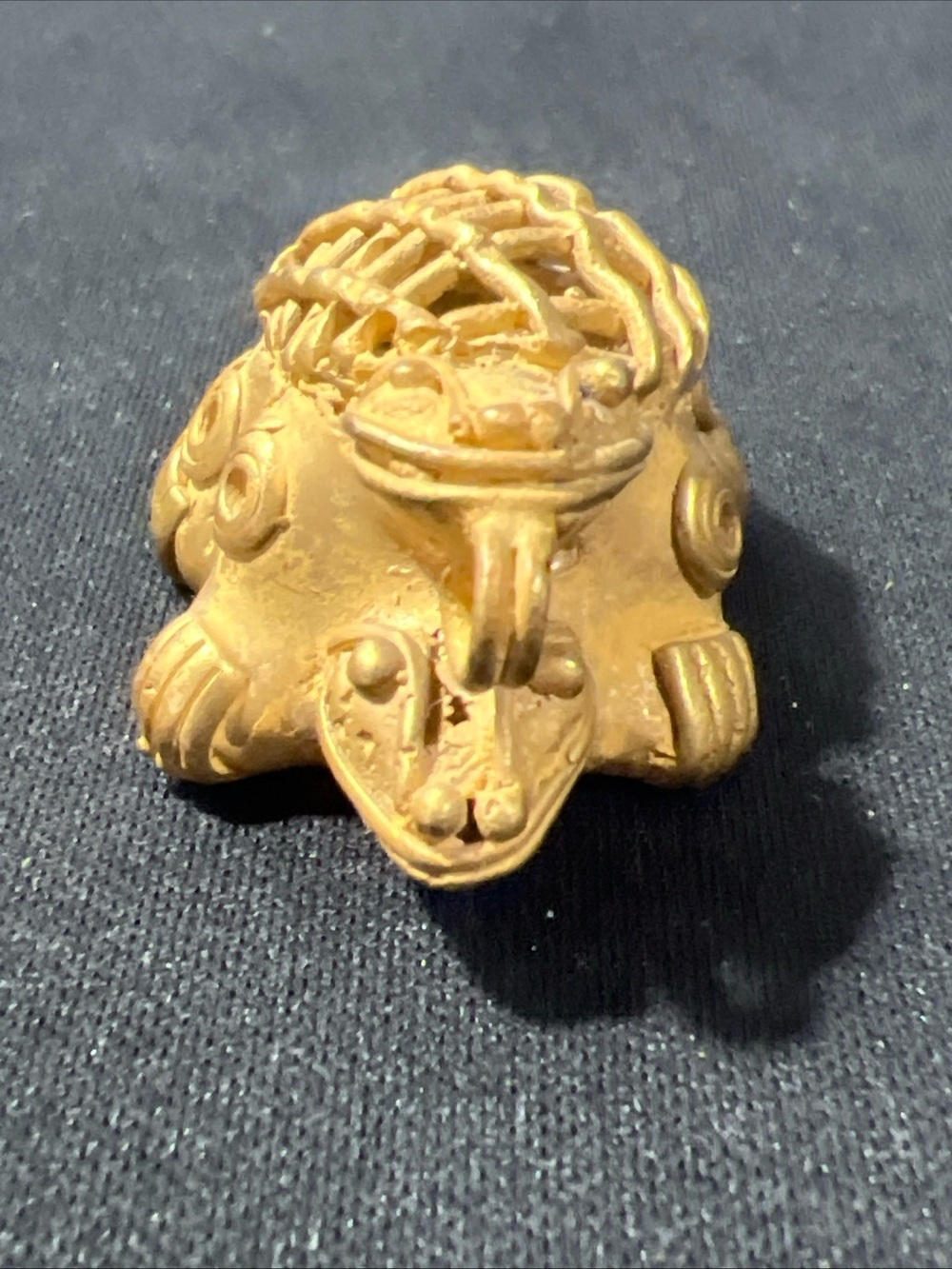TUMBAGA Gold & Copper Alloy Zoomorphic Figurine/Pendant Columbian Art